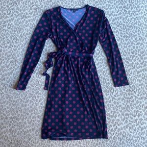 Brooks Brothers 346 Faux Wrap Dress with Belt in Navy & Pink, size M.